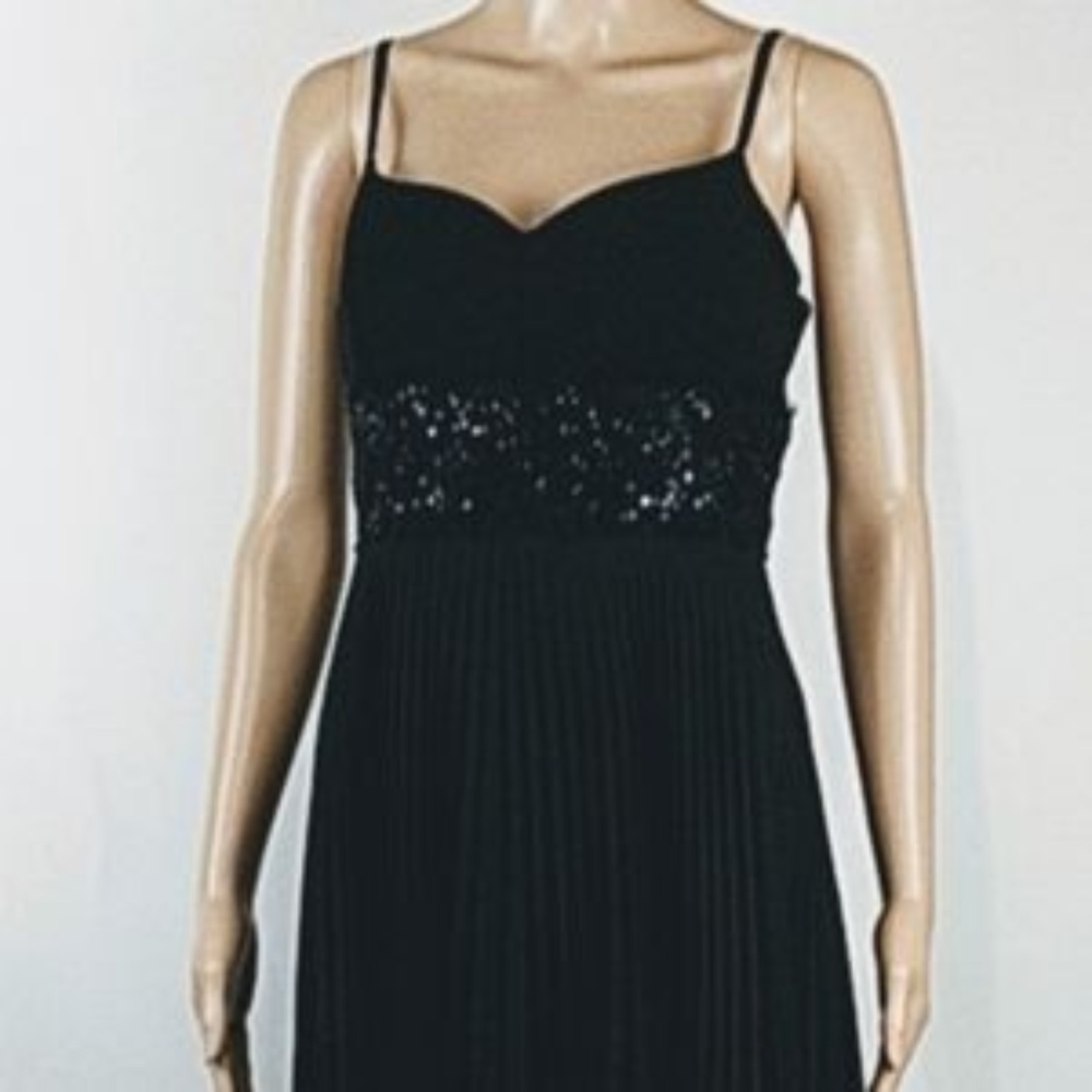 Ann Taylor | Pleated Cocktail Dress LBD VGC